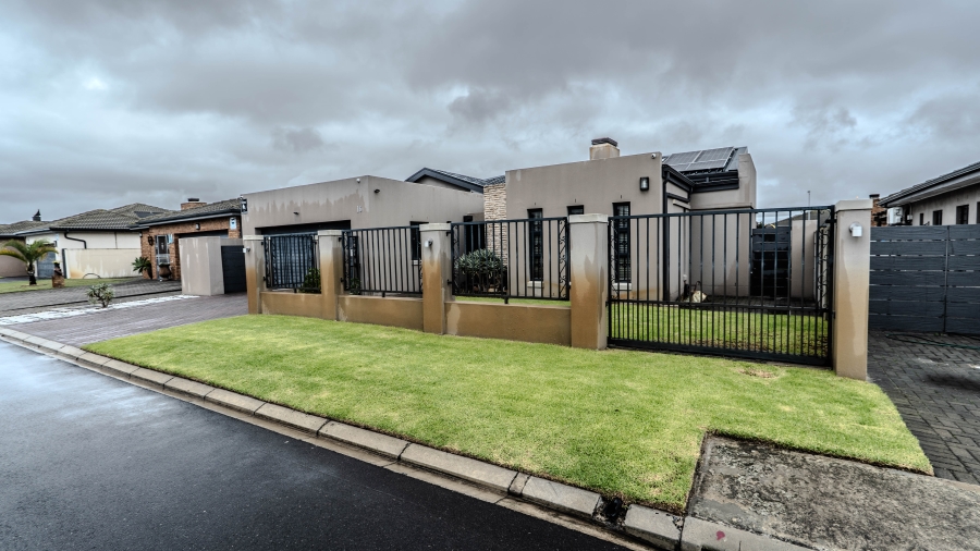 3 Bedroom Property for Sale in Sonkring Western Cape